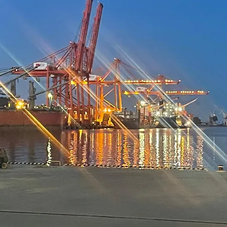 Business-hafen * 格丁尼亚